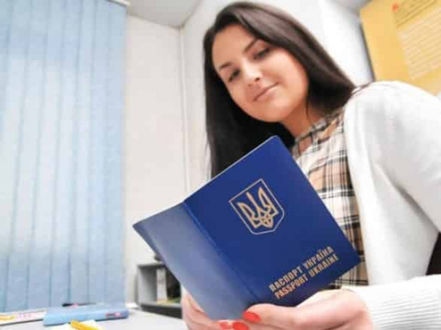 Шри-Ланка отменила плату за визу для украинцев

