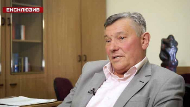 Батько Андрія Богдана розкрив таємницю перших зароблених сином грошей