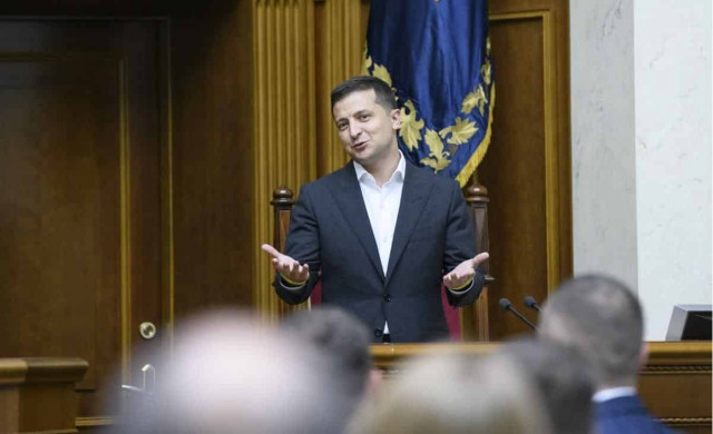 Zelensky invites Parliament to allow people of Ukraine to submit bills

