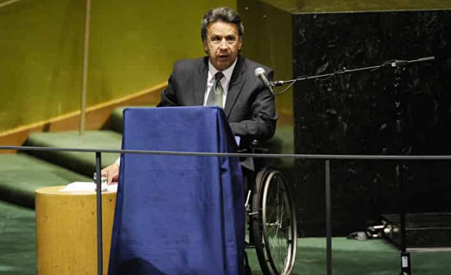 Народ сказал: ни шагу назад
