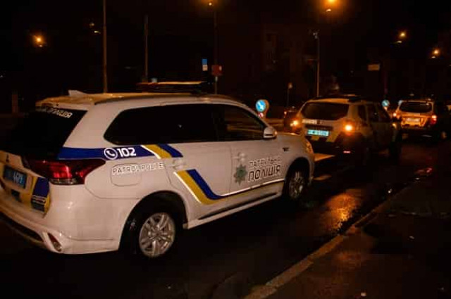 У Києві чоловік обстріляв відвідувачів кафе