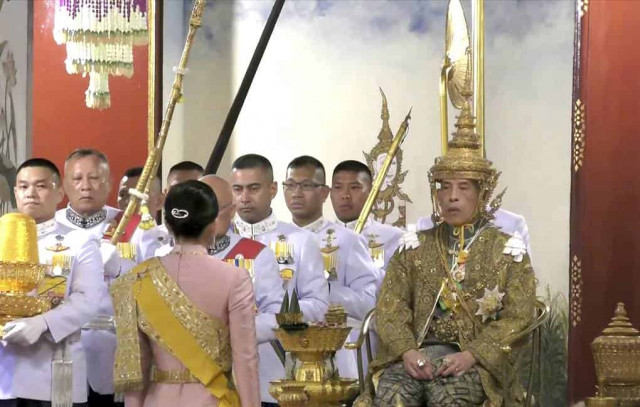 В Таиланде короновали короля Раму Х