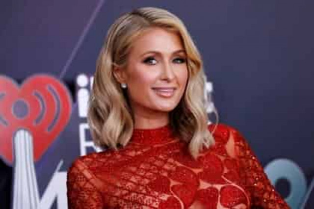 Хакерша похитила у Пэрис Хилтон деньги и откровенные фото
