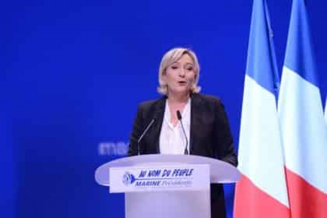 Марин Ле Пен предупредила об опасности холодной войны с Россией