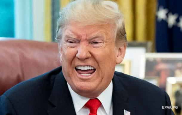 Трамп решил финансировать Стену за счет средств на противостояние России