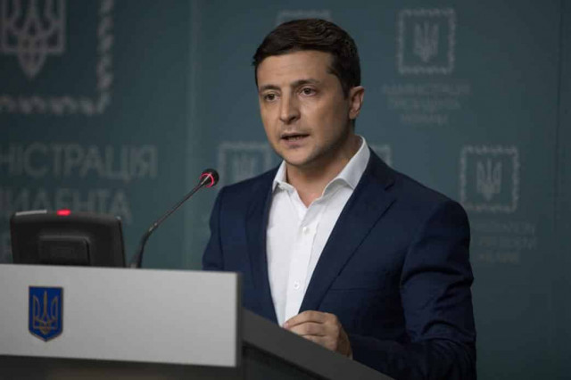 No need to amend Constitution to reach settlement in Donbas, Zelensky tells Putin

