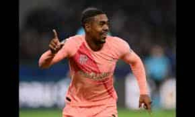 Champions League: Barca held by Inter but through to last 16