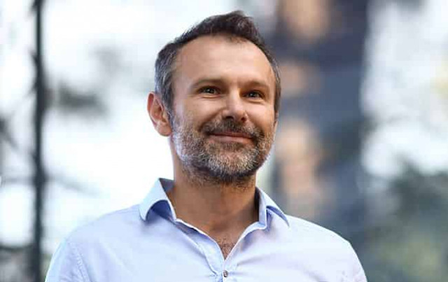 Вакарчук рассказал, как относится к однополым бракам и легализации марихуаны