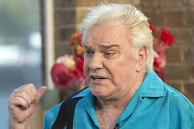 Умер известный комик и актер Фредди Старр
