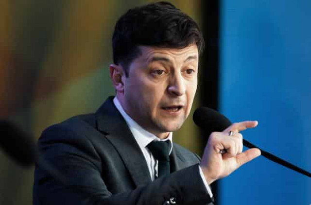 Третина українців чекає від Зеленського прямих переговорів з Росією - опитування