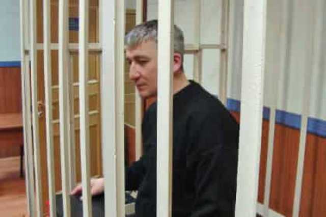 Рассказавшего о собачьих консервах бывшего майора снова осудили
