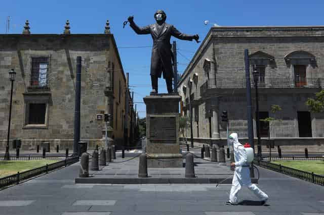 Mexico registers 3,844 cases of coronavirus and 233 deaths