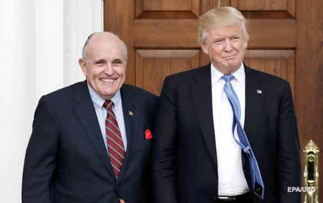 У Трампа заявили про втручання Києва у вибори