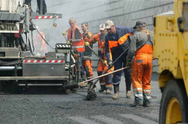 На дороги в Україні виділять рекордну суму грошей