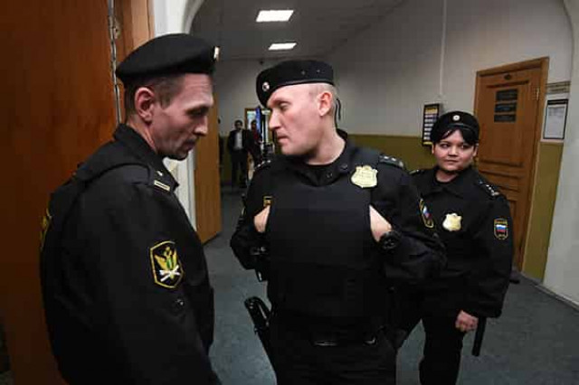 Судебное участие
