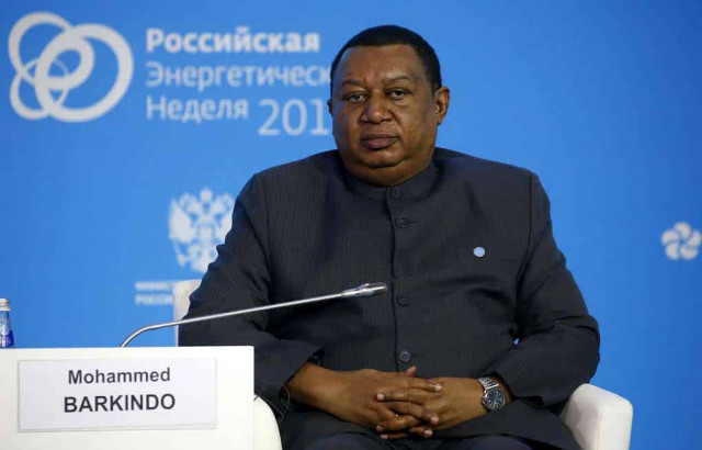 Генсек ОПЕК призвал участников сделки по нефти ускорить сокращение добычи
