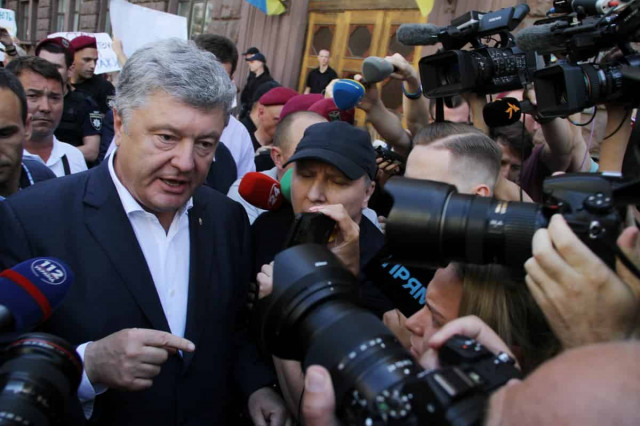 Мальдіви, суддя Чаус, Прямий - 13 справ Порошенко, через які йому загрожує в'язниця