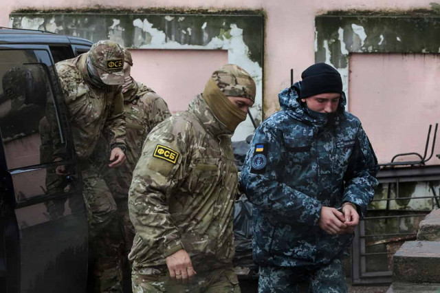 Lawyers visit seven out of 24 Ukrainian sailors arrested in Russia
