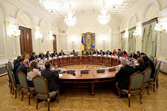 President says he doing everything to make Ukraine more attractive to investors