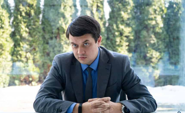 Разумков объяснил, что повлияет на решение Зеленского о Раде