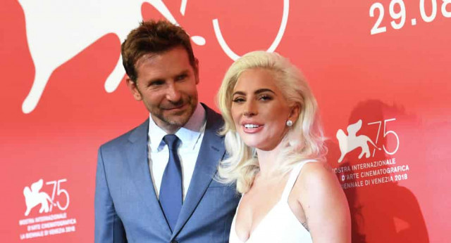 Леди Гага переехала к Брэдли Куперу