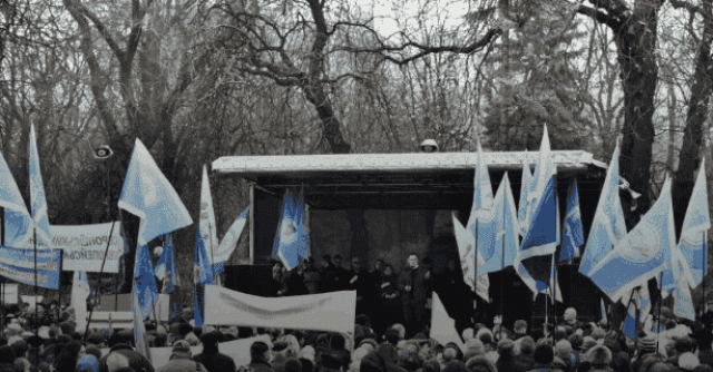 Около тысячи работников образования митингуют под Радой: Наука не л*х! (ФОТО)
