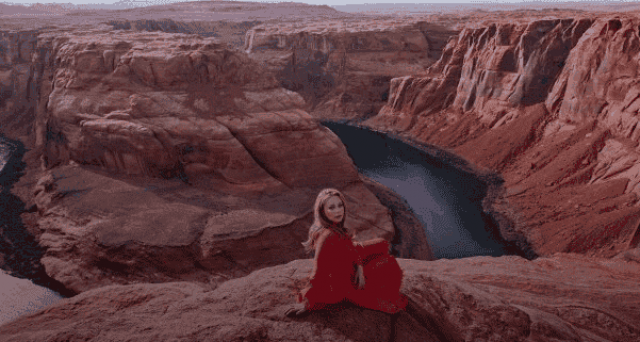 Тина Кароль едва не погибла за границей: Бежала со всех ног