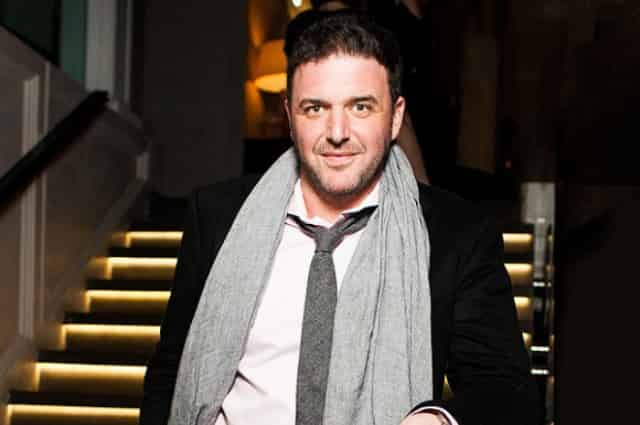 Виторган в объятиях неизвестной блондинке