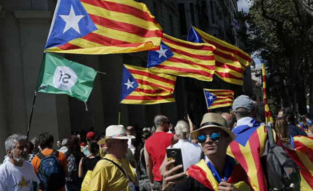 Пучдемон, два конгрессмена и лобби: треугольник, объясняющий твиты Ассанжа