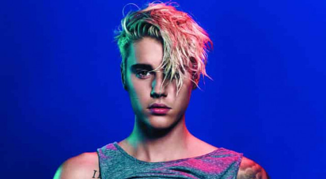 На Джастина Бибера подал в суд сбитый им папарацци (фото)
