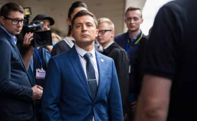 Зеленский не выйдет к журналистам перед дебатами - штаб