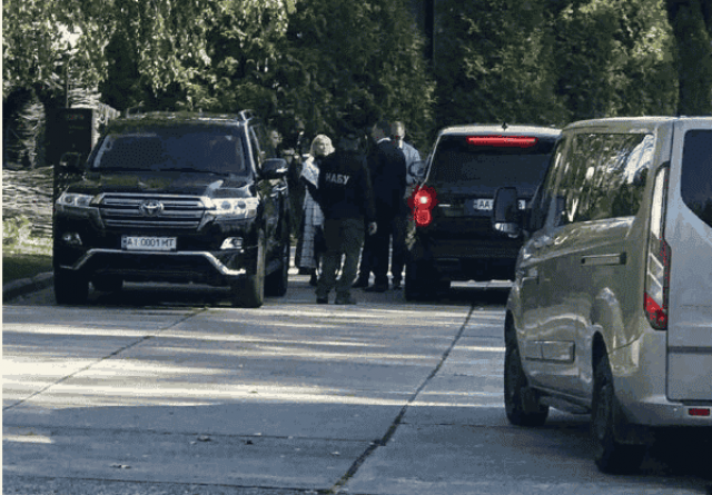 Задержание Олега Гладковского: стало известно, как друг Порошенко хотел сбежать из страны