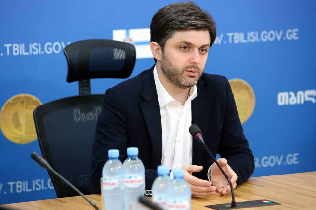 Сотрудник мэрии Тбилиси погорел на взятке