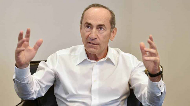 Cуд освободил Роберта Кочаряна из-под стражи