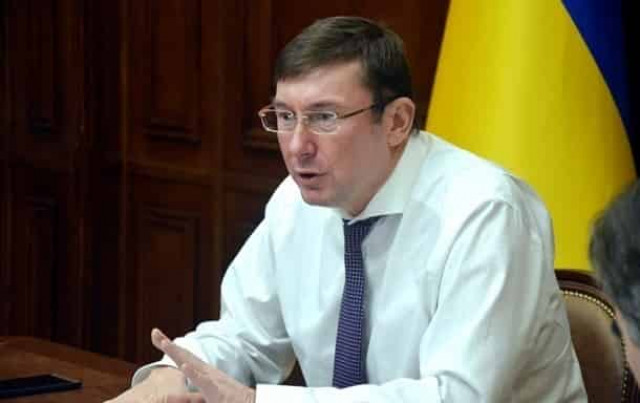 Юрій Луценко розповів про дружні, але складні стосунки з Порошенком