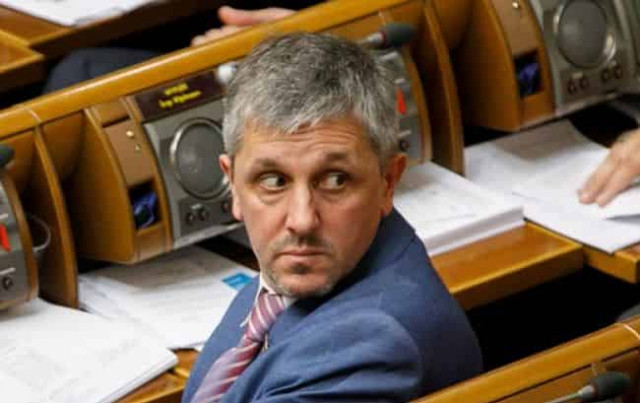 «Слуга народа» в Раде решал интимные дела, вместо государственных, в сети показали переписку: «Трах*ть себя не дам» (ФОТО)