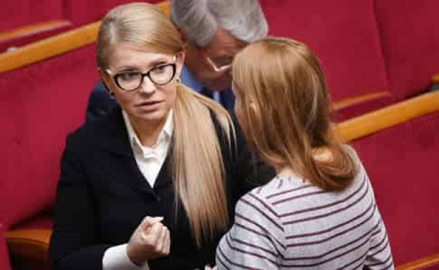 Тимошенко - Зеленскому: Ждем вас на корпоративах со своим пианино