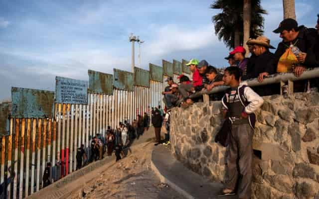 Трамп: Стена на границе с Мексикой будет художественно оформленной
