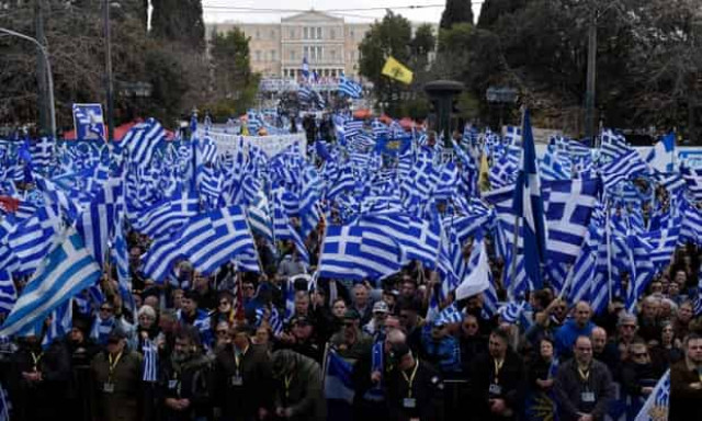 Thousands of Greeks protest over name change for Macedonia