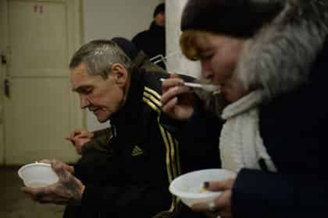 Бедные россияне приготовились затянуть пояса
