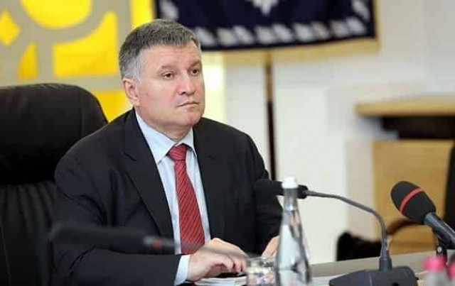 Аваков отреагировал на выходку Ляшко в Кабмине