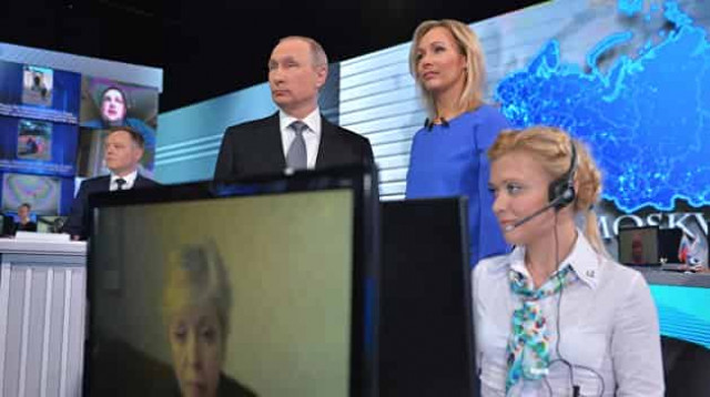 Паспорта для украинцев и рекордные ответы. Интересные факты о «Прямой линии» с Путиным