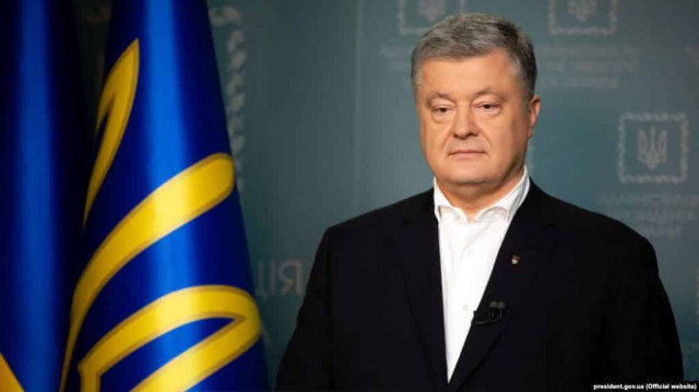 Порошенко розповів, чому вирішив залишитися в політиці