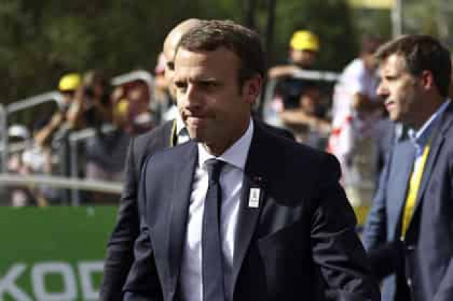 Макрон раскритиковал Трампа за недовольство иранской ядерной сделкой