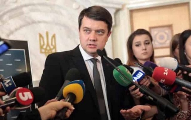 Разумков назвав час проведення місцевих виборів