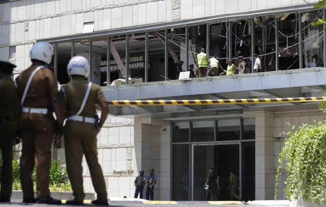 Власти Шри-Ланки ввели в стране комендантский час