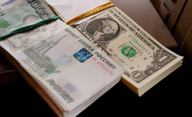 В России зарплата ниже, чем в Польше, зато сколько величия
