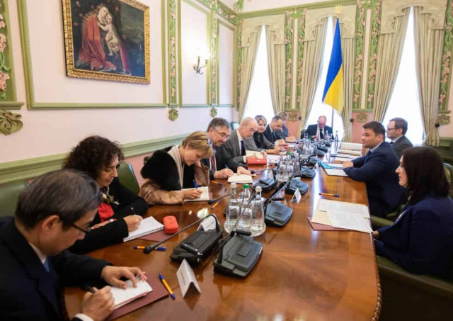 ОП не будет возвращать ПриватБанк Коломойскому