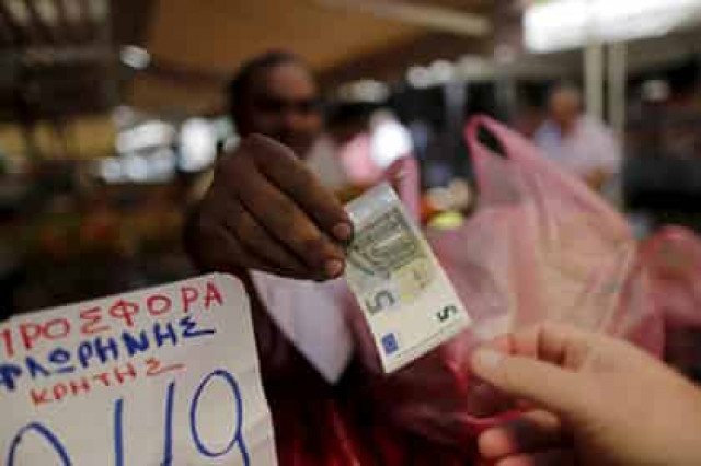 Названа самая задолжавшая страна Европы
