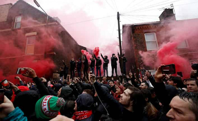 Фанат «Ливерпуля» в критическом состоянии после побоища
